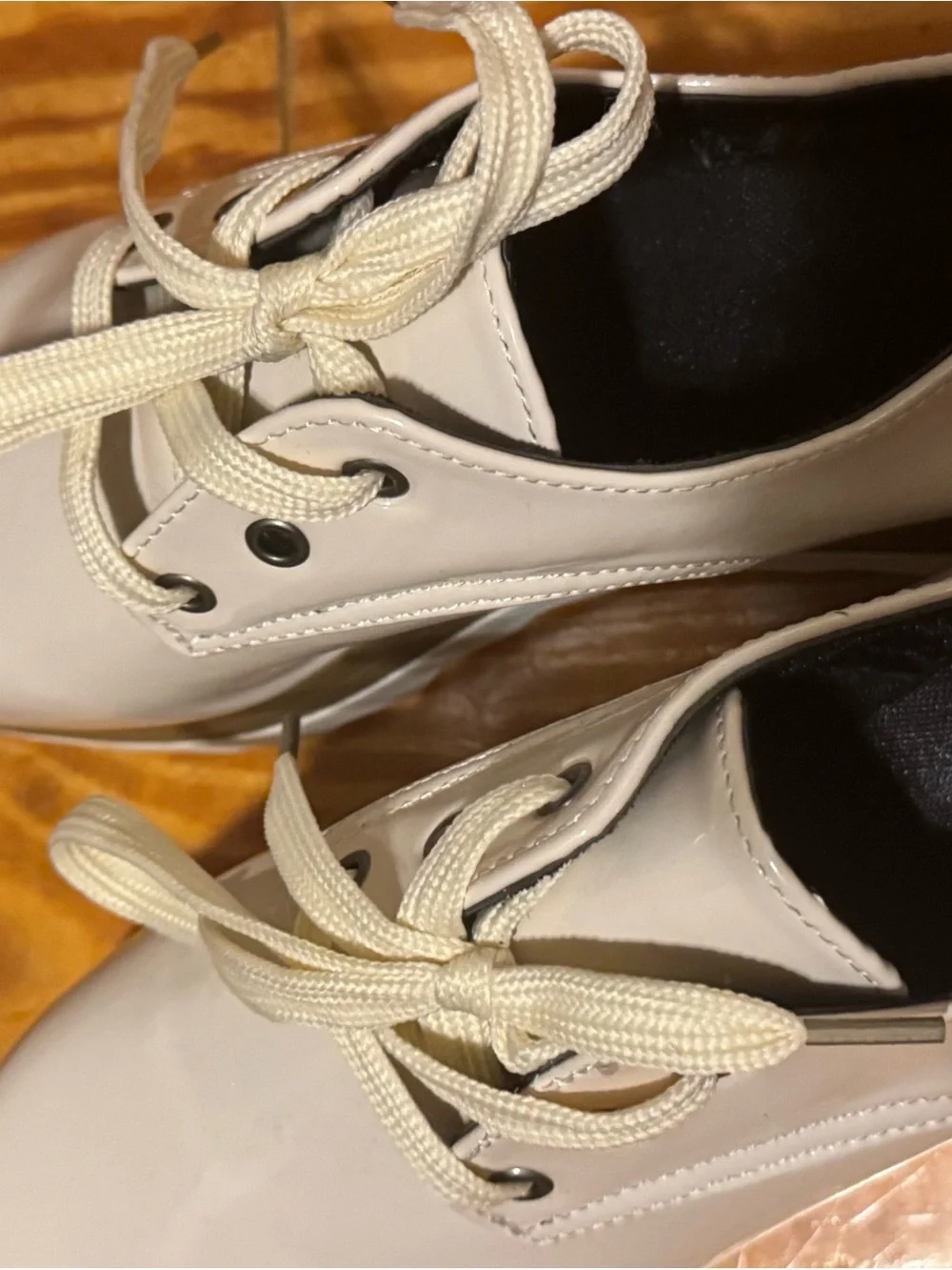 Women’s Cream Platform Lace-Up Oxfords